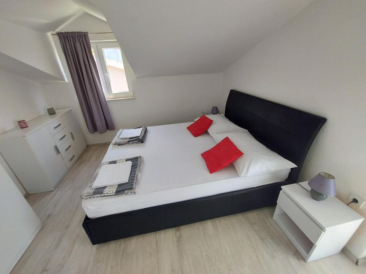 Apartments Durda شيبينيك المظهر الخارجي الصورة