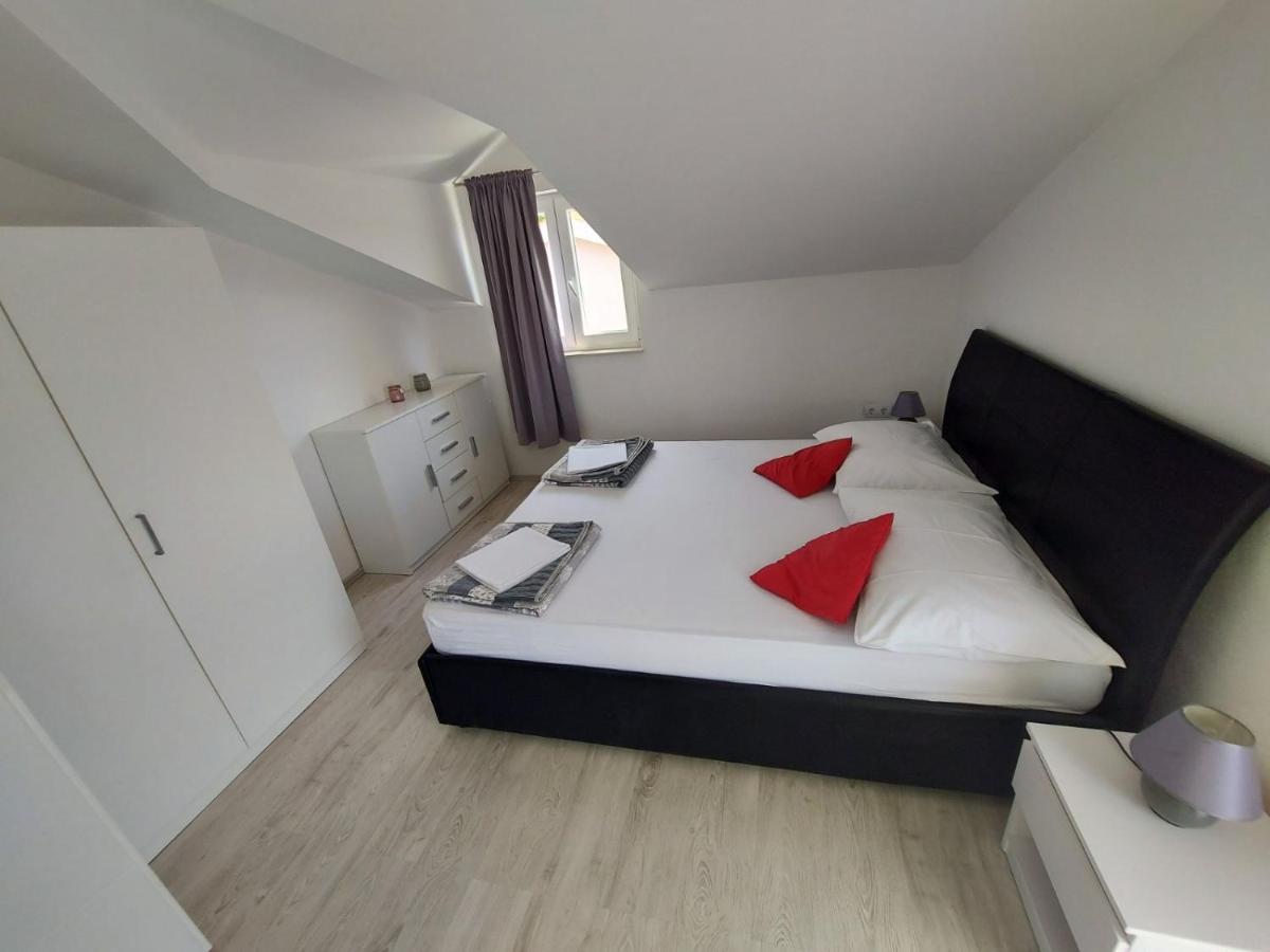 Apartments Durda شيبينيك المظهر الخارجي الصورة