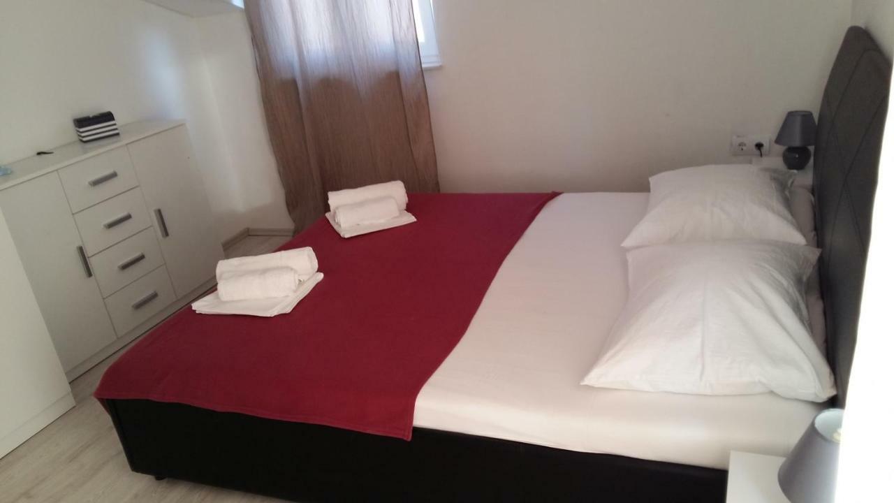 Apartments Durda شيبينيك المظهر الخارجي الصورة